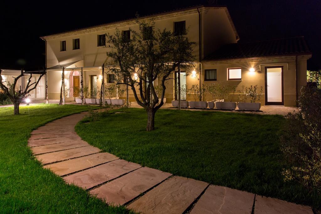 Locanda Borgognina Lucrezia Extérieur photo