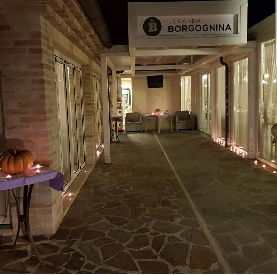 Locanda Borgognina Lucrezia Extérieur photo